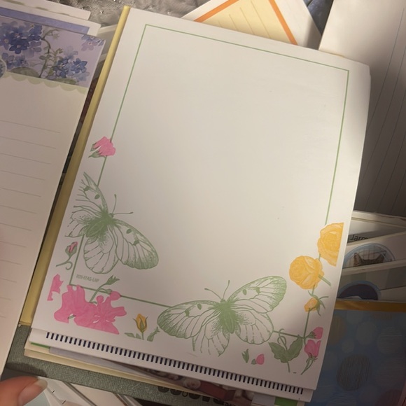 Bundle of 10 random notepads 🦋 🐱 🐶 🇺🇸 🎄 - Picture 11 of 13